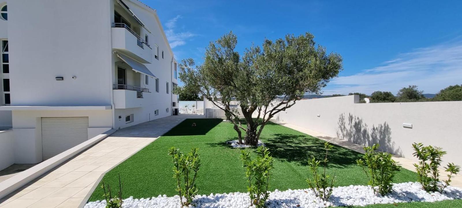 Lalic Gallery Villa Бибинє Номер фото