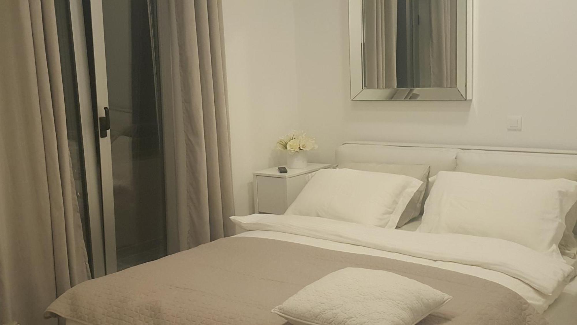 Lalic Gallery Villa Бибинє Номер фото